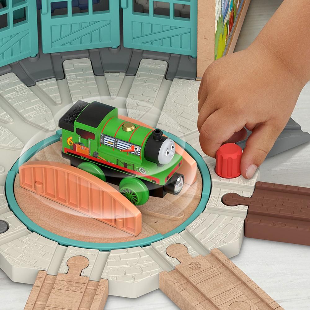 BRIOレール トーマス 情景 きかんしゃトーマス ティドマス機関庫 森の製材所 BRIOレール トーマス 情景 きかんしゃトーマス ティドマス機関庫