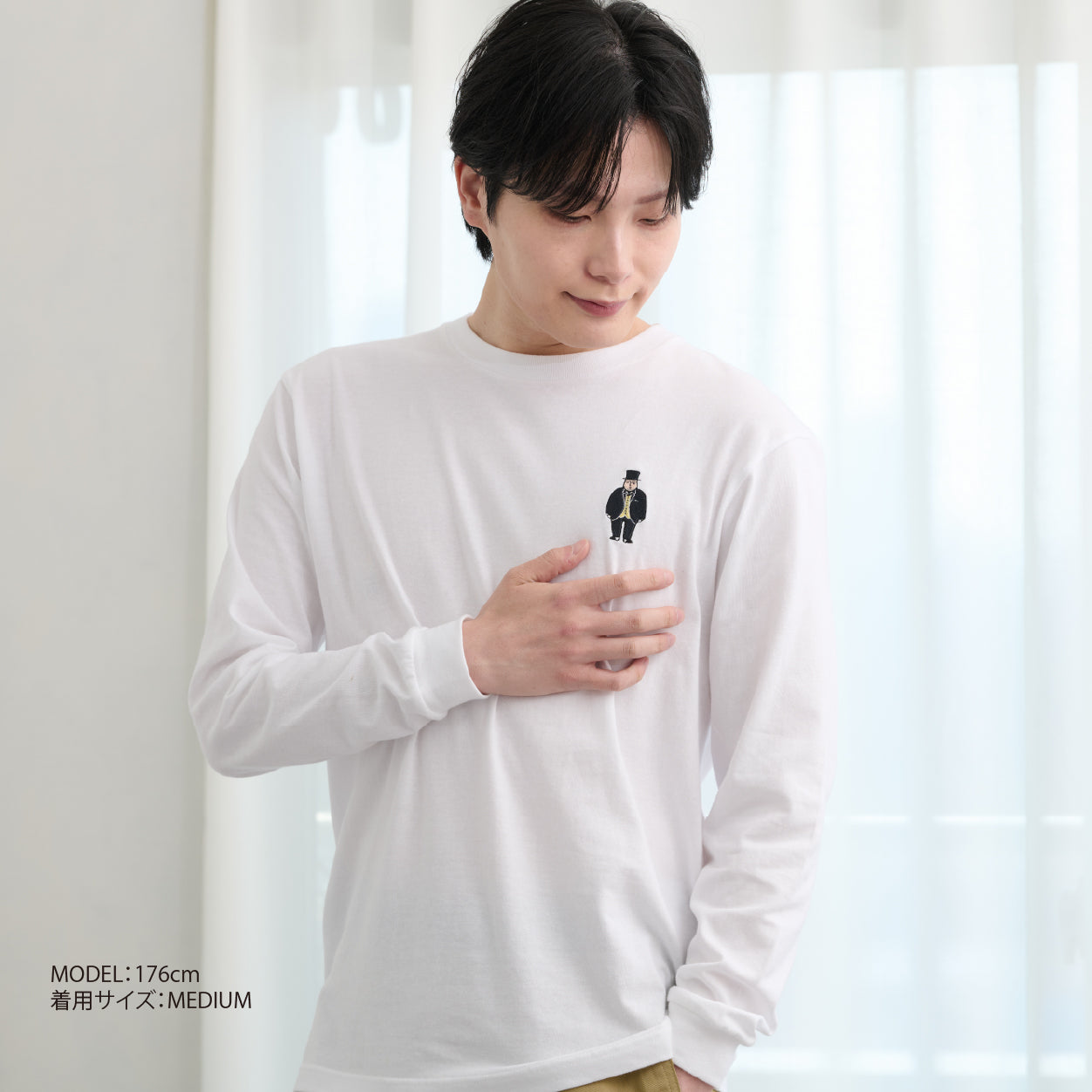 【公式WEBストアオリジナル】OVERWORKED！ロングスリーブTシャツ 白（刺繍＆バックプリント）